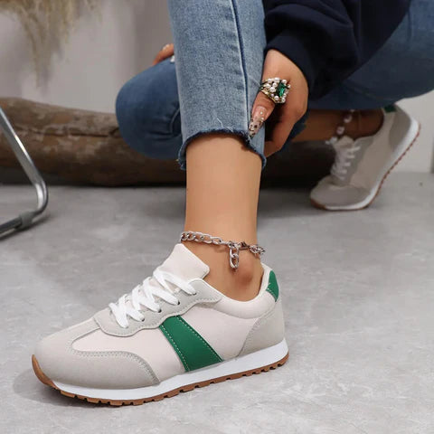 Aura – Sneakers