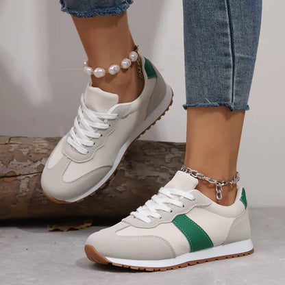 Aura – Sneakers